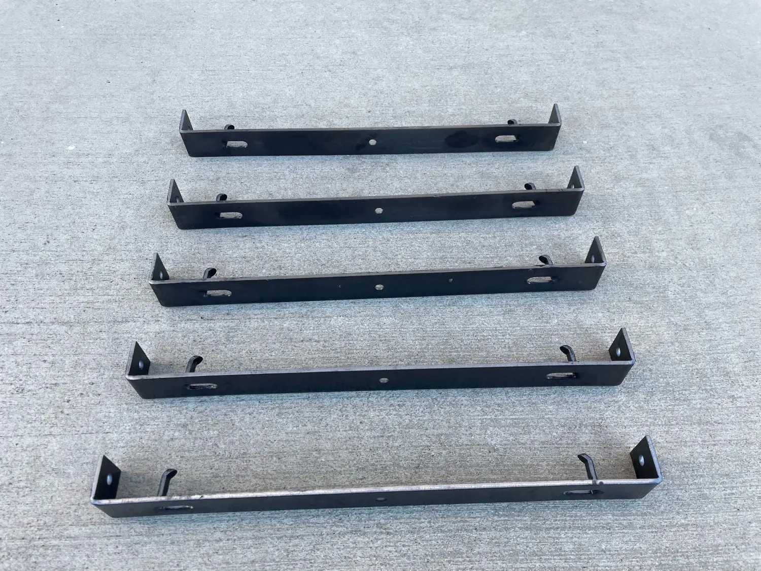 10" x 1 ⅛" Concrete Spreader Cleats - Form Clips