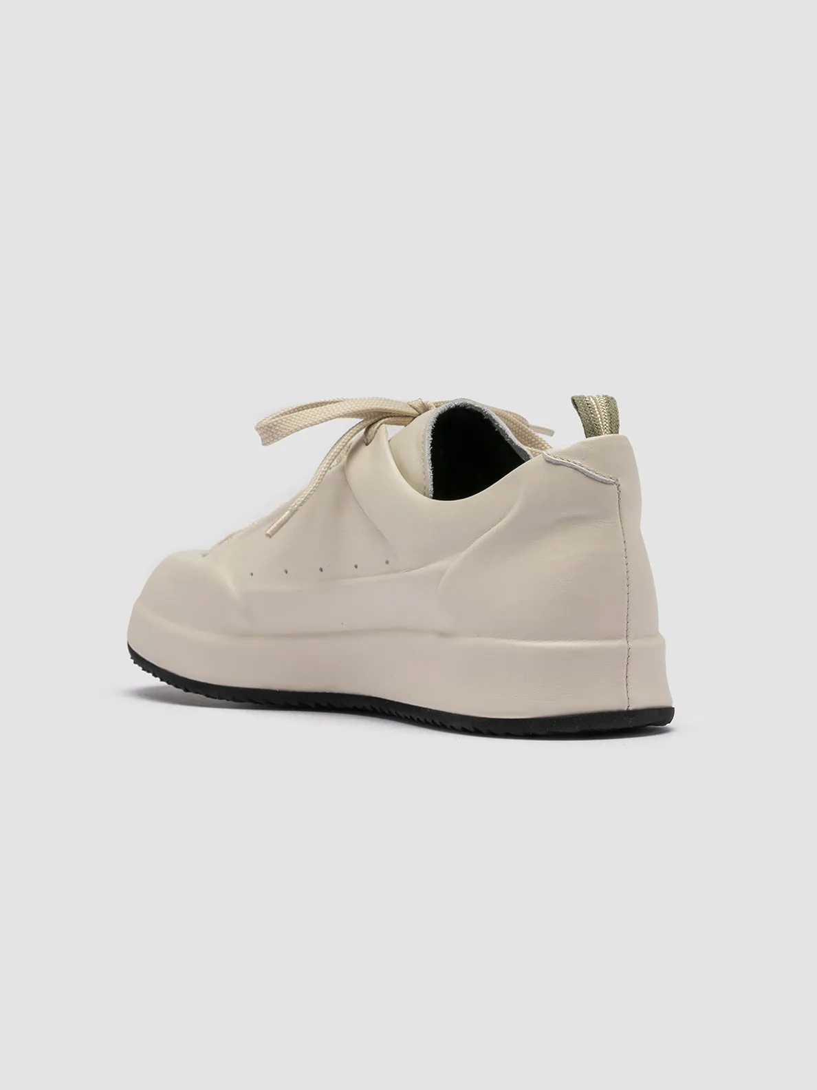 ACE 016 - White Leather Sneakers