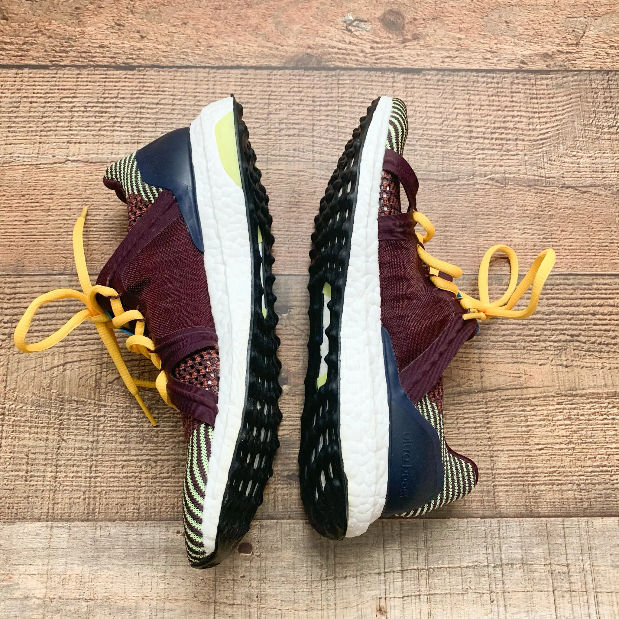 Adidas Stella McCartney Purple Running Shoes with Yellow Laces- Size 7.5 (LIKE NEW)