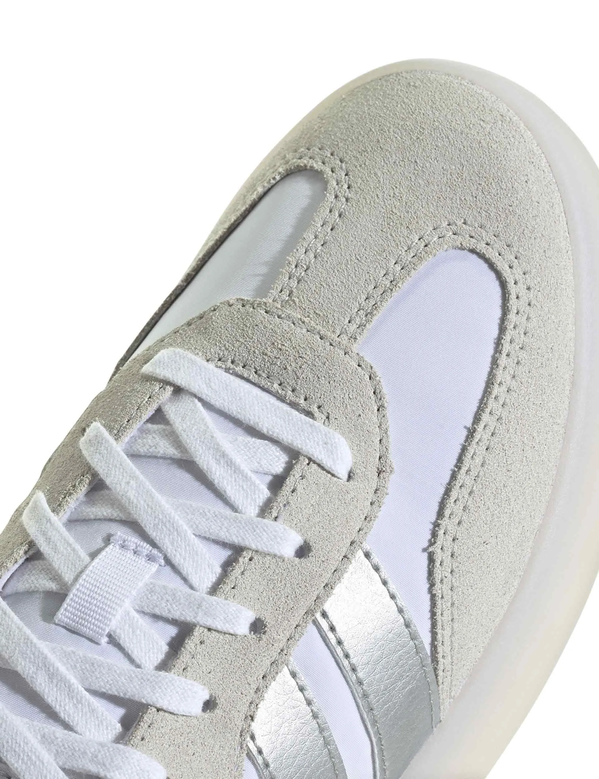 Barreda Decode Shoes - Cloud White/Matte Silver/Grey One