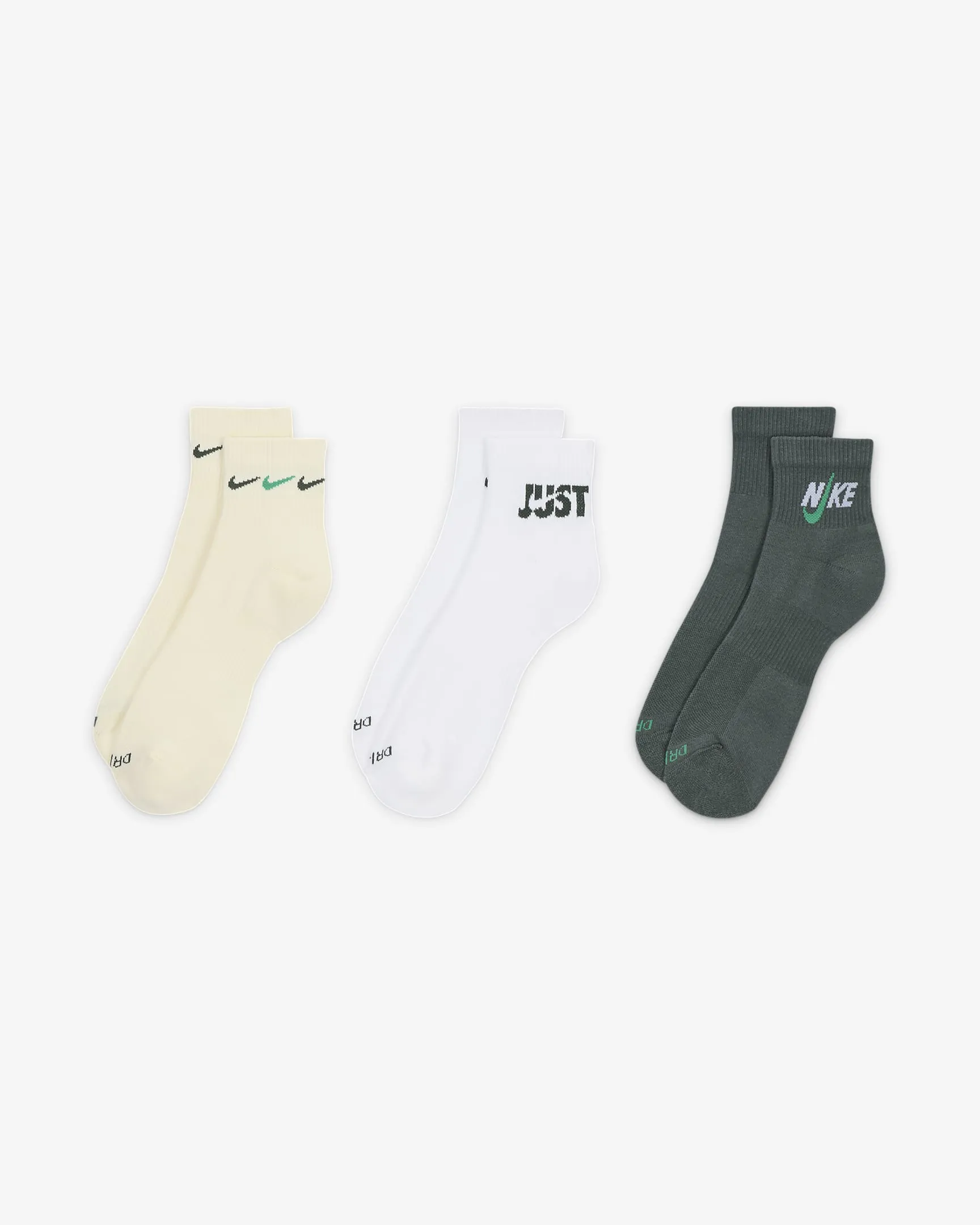 Everyday Plus Cushioned Training Ankle Socks (3 Pairs)