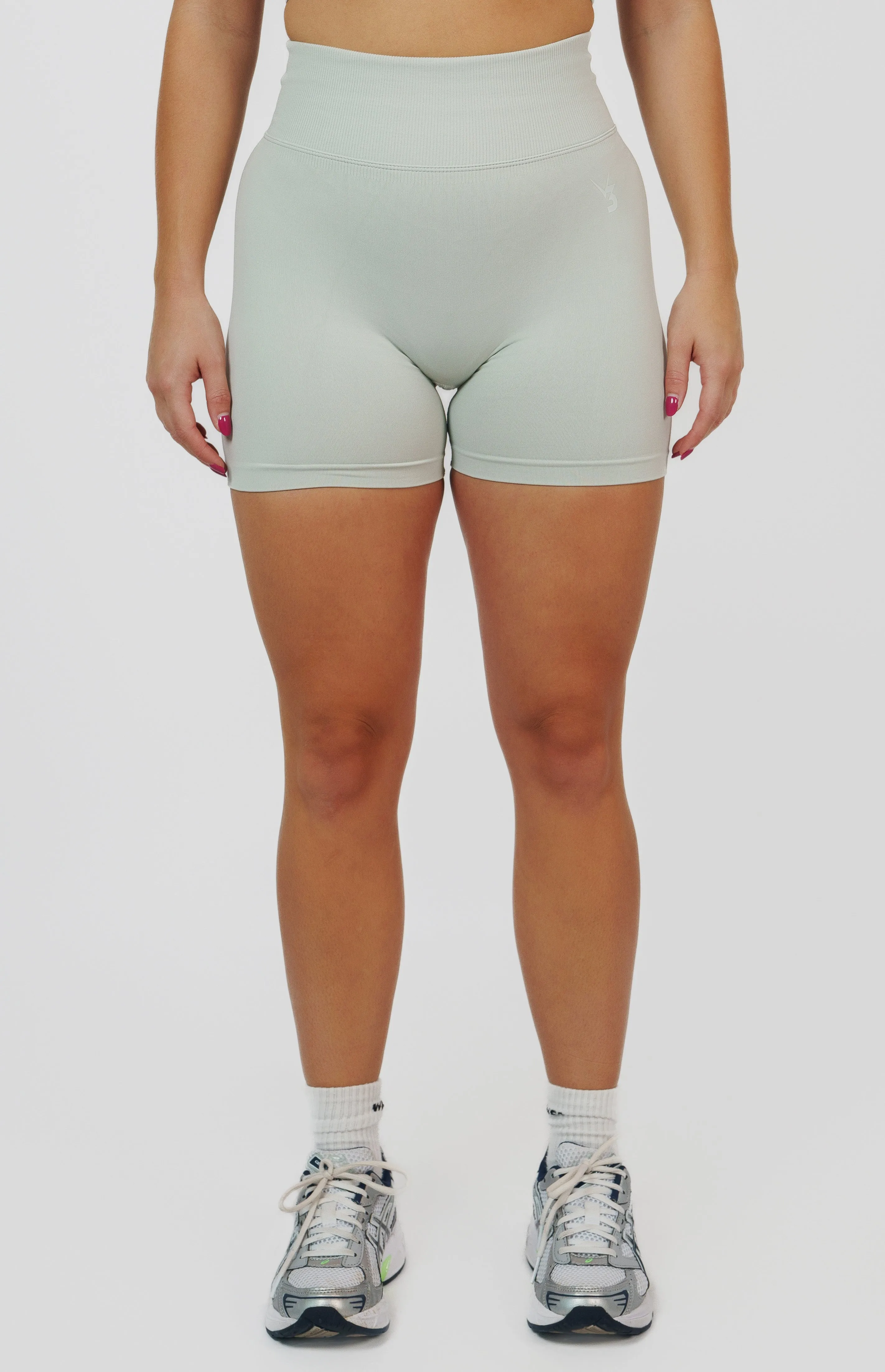 Form Seamless Scrunch Shorts - Light Grey