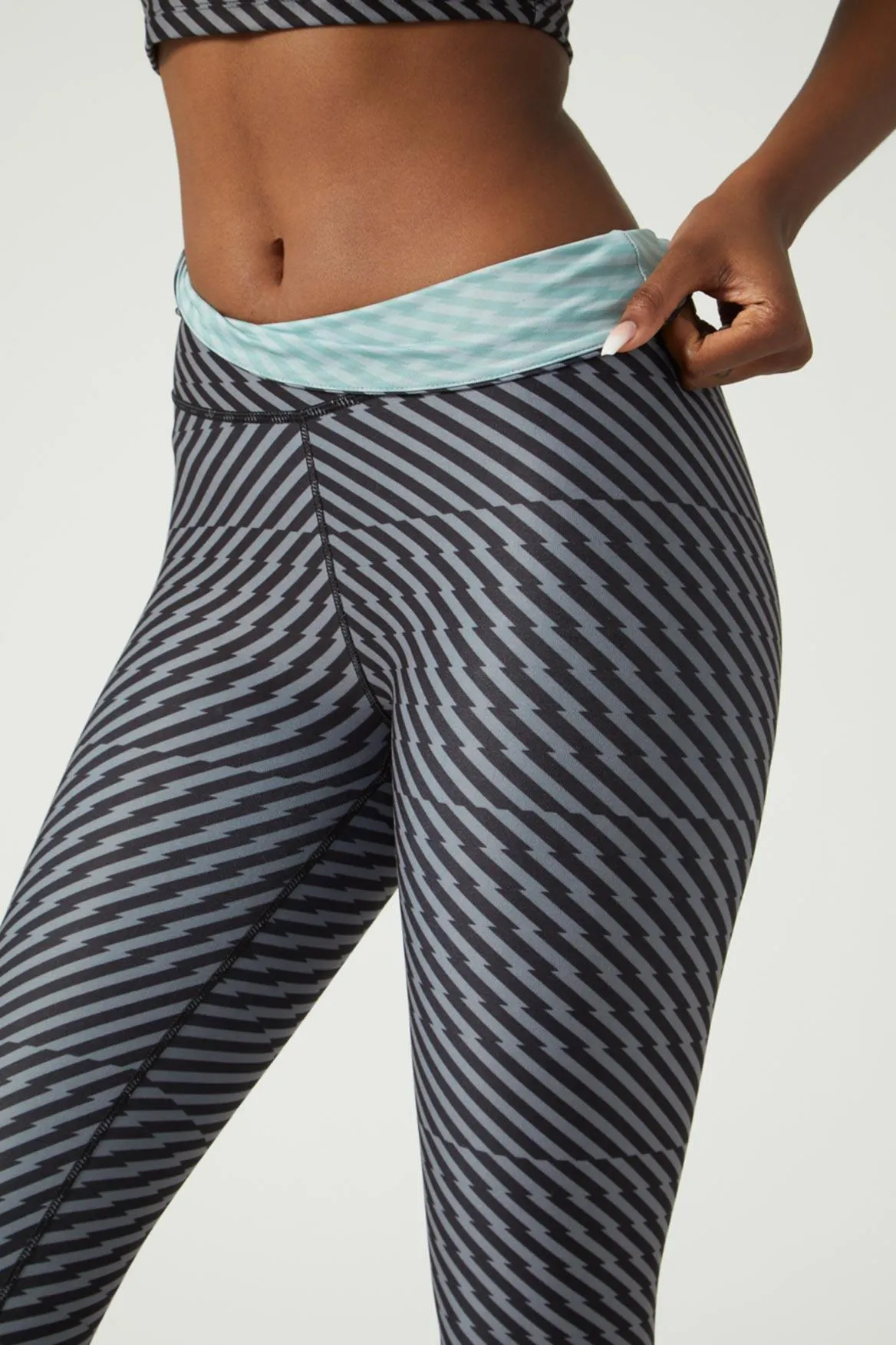 High Waist Reversible Legging Zig Zag