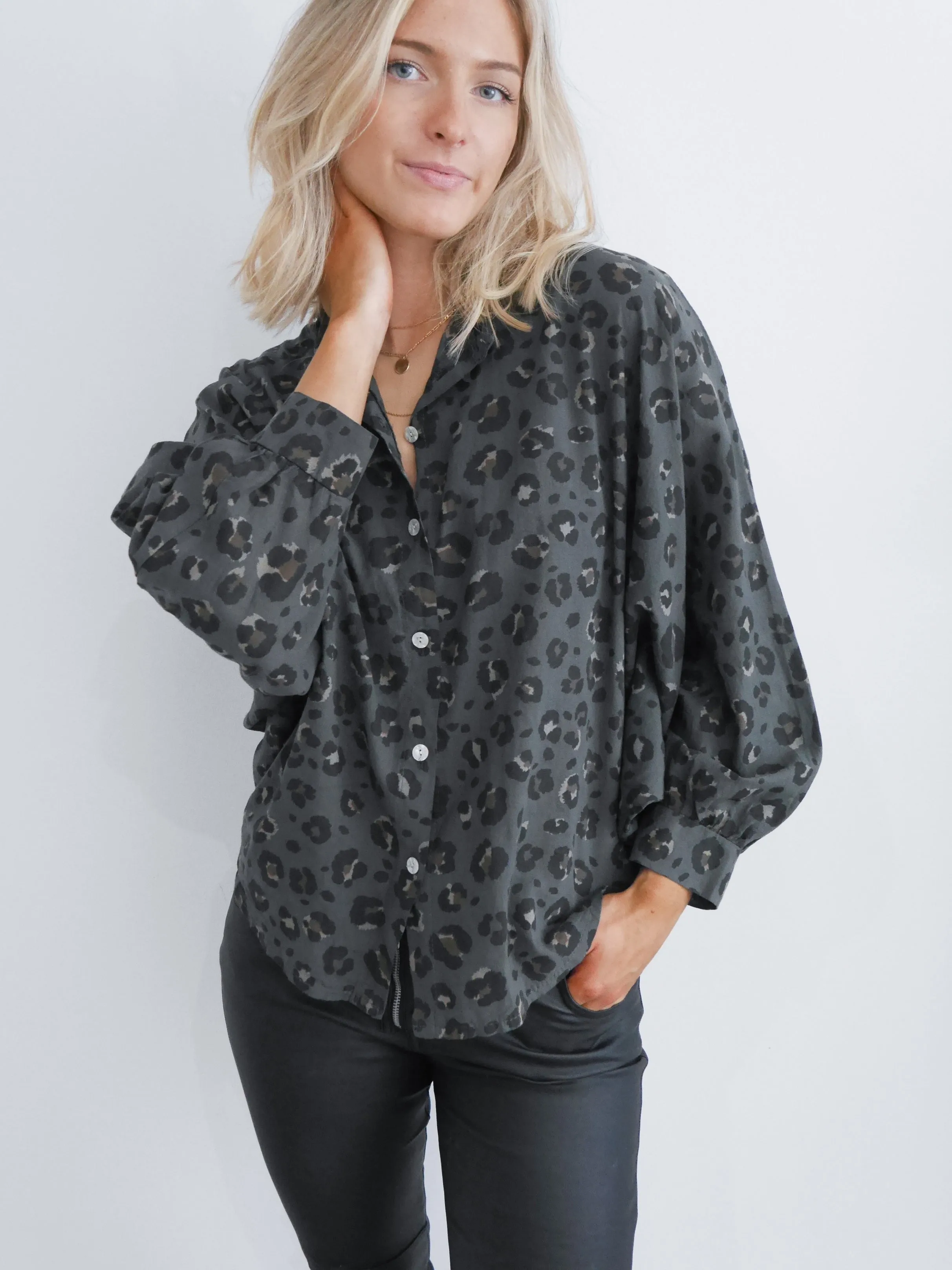 Leona Blouse Charcoal