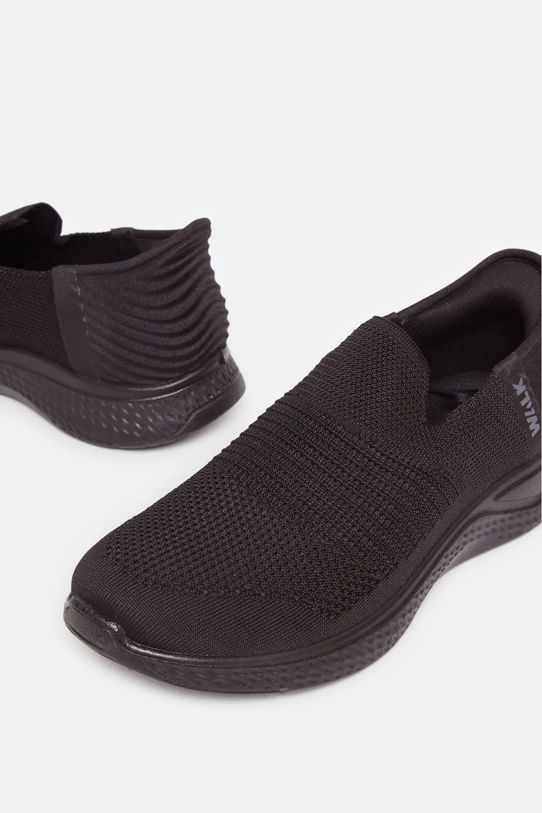 Men Black Easy Slip-On Sneakers