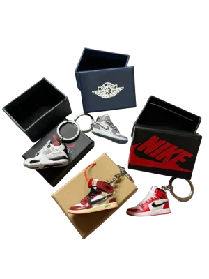 MINI SNEAKERS KEYCHAIN