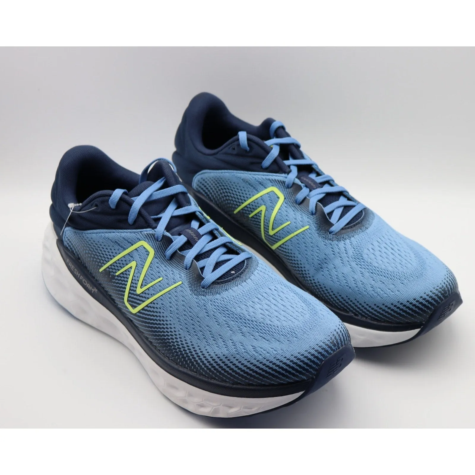 New Balance Men's Fresh Foam 840v1 Running Shoes 9.5 X-WIDE 4E Blue