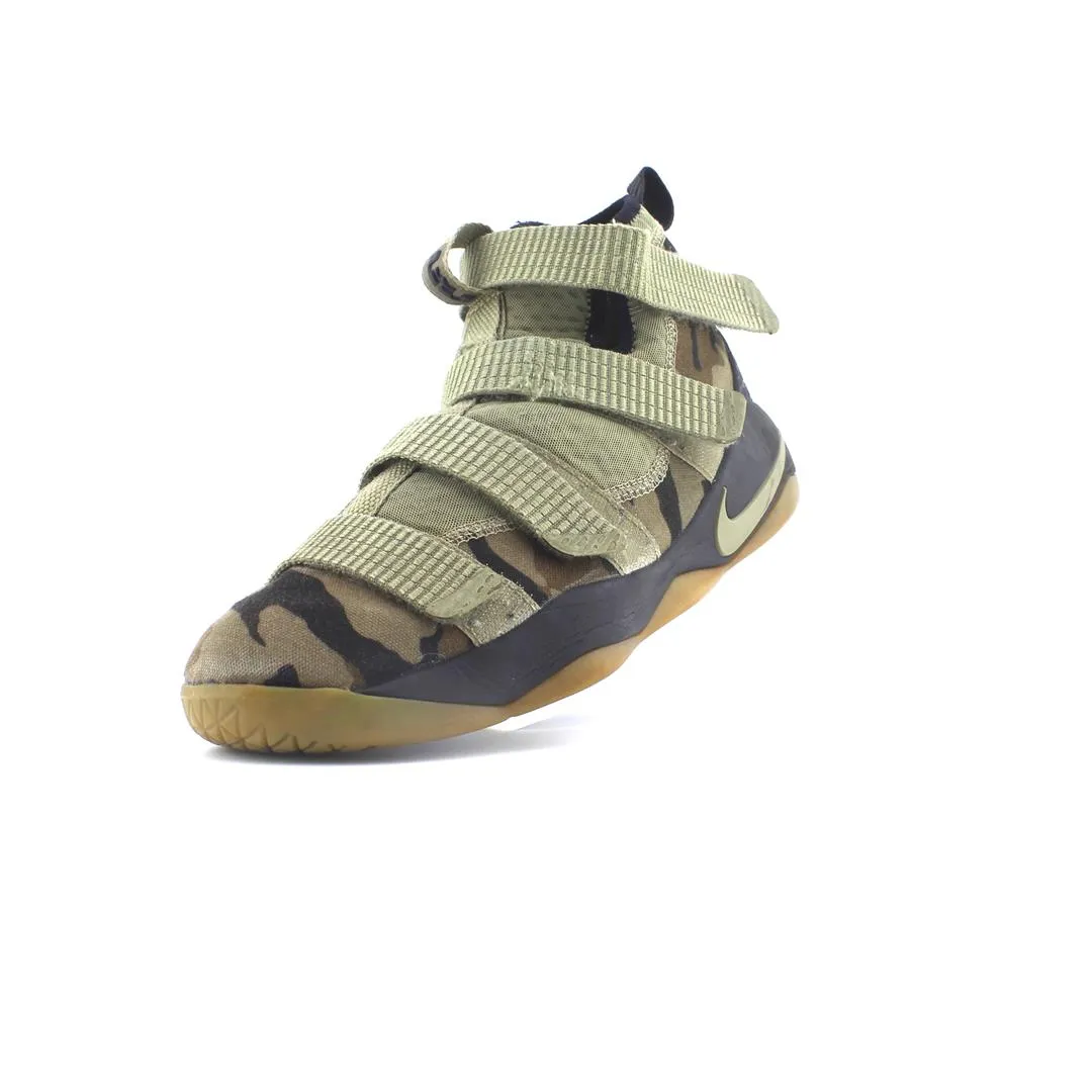 NIKE LEBRON JAMES SOLDIER XI