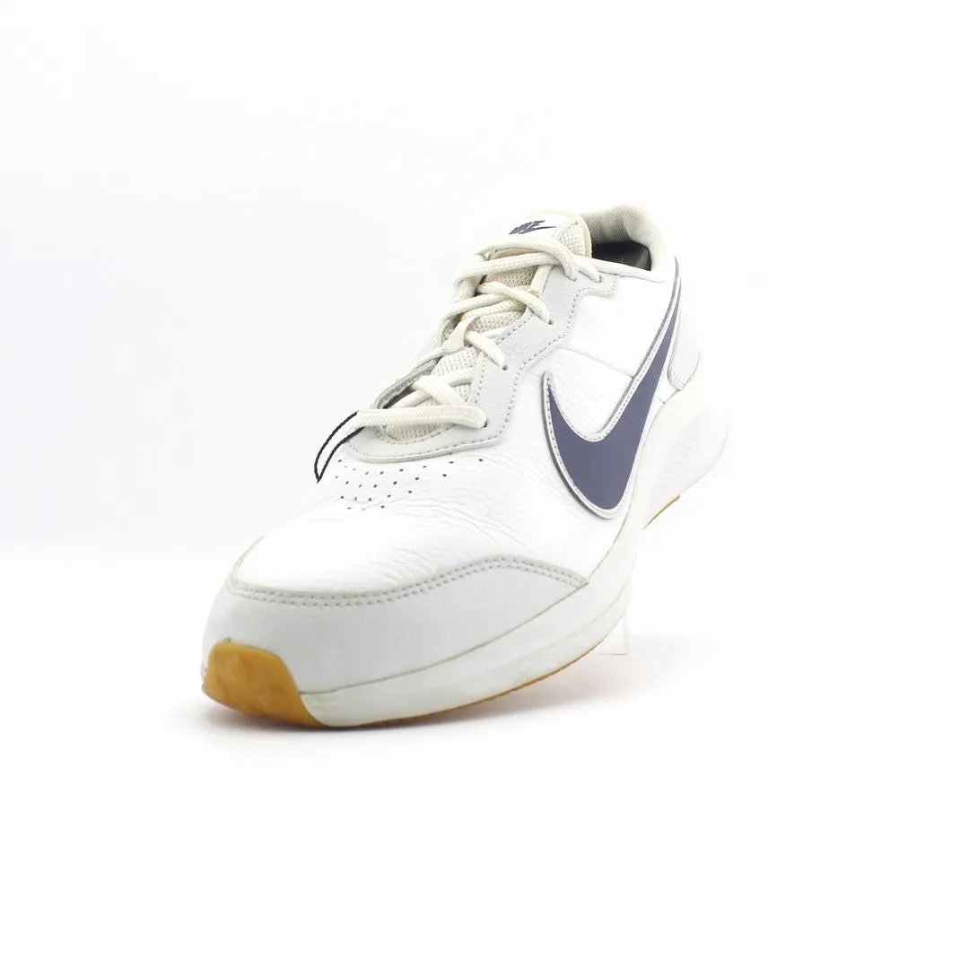 NIKE  VARSITY