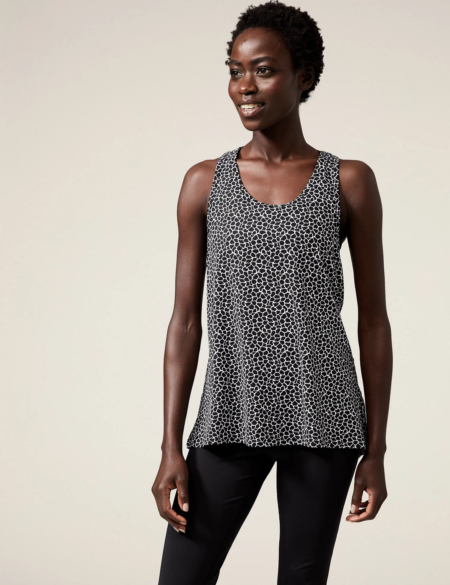 Scoop Neck Relaxed Sleeveless Yoga Top