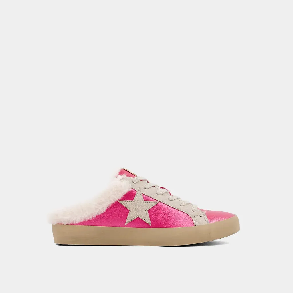 STARRING HOT PINK STAR SNEAKERS