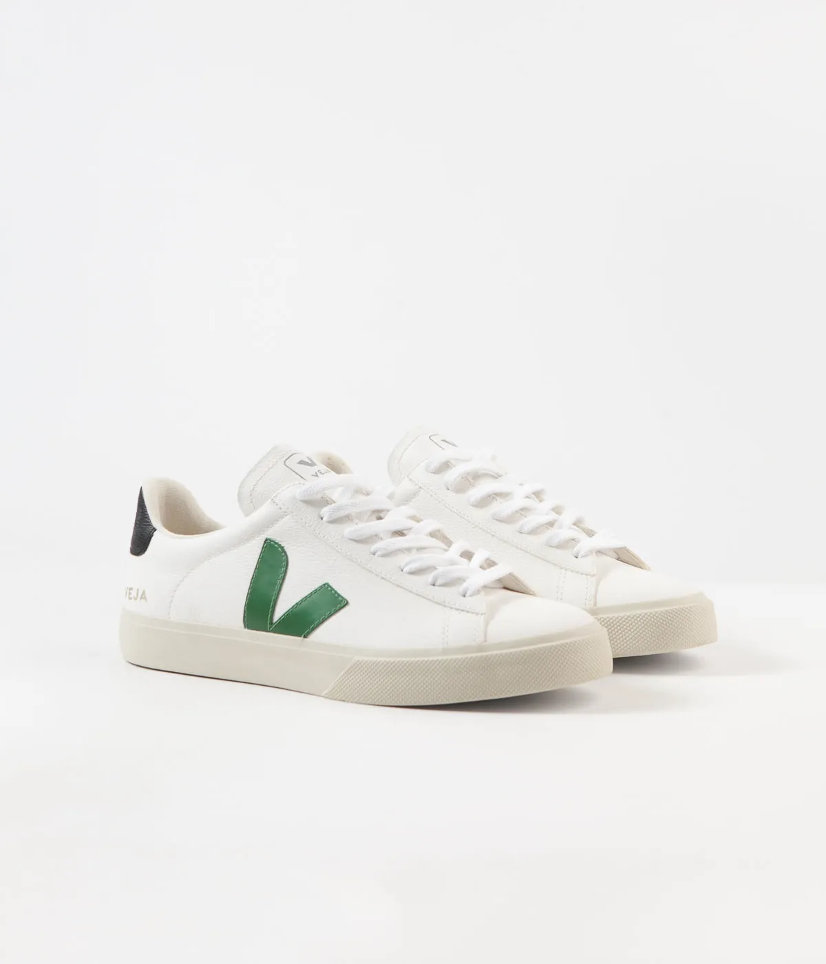 Veja Campo ChromeFree Shoes - Extra White / Emeraude / Black